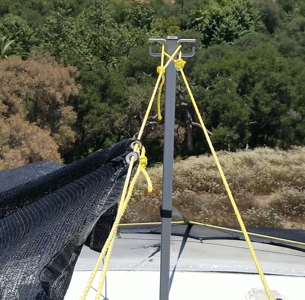 Hovershade™ MAST WITH TWO LINES ATTACHED